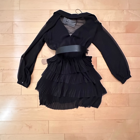 Zara Chiffon dress with belt - Picture 2 of 3